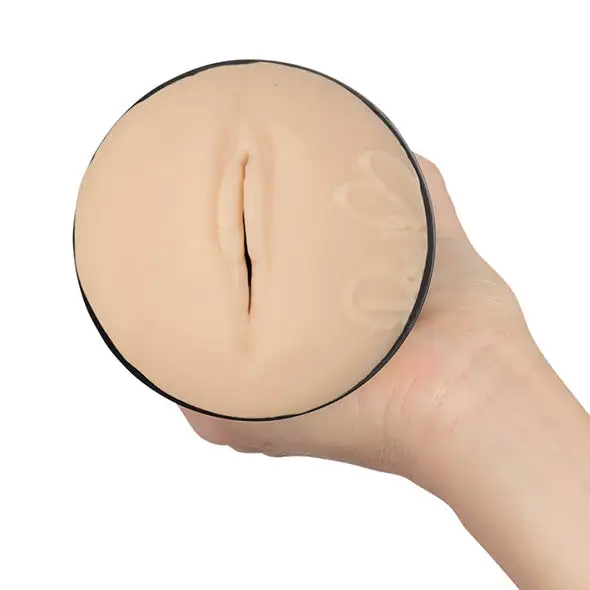 Kiiroo Stars Rae Lil Black - Image 4