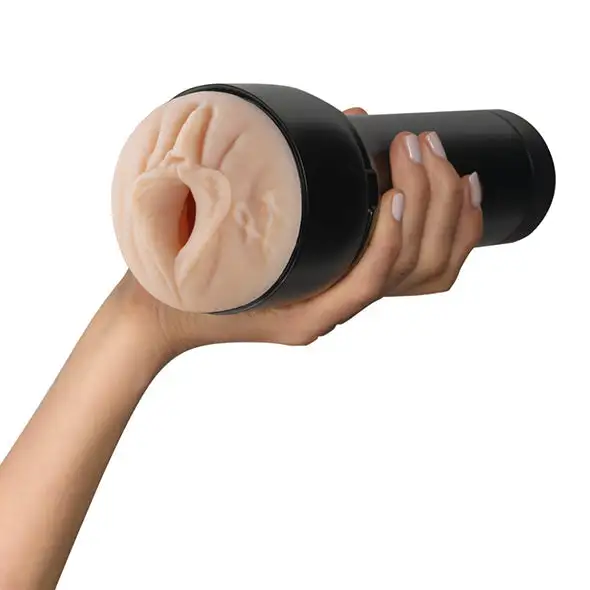 Kiiroo Stars Leigh Raven - Image 4