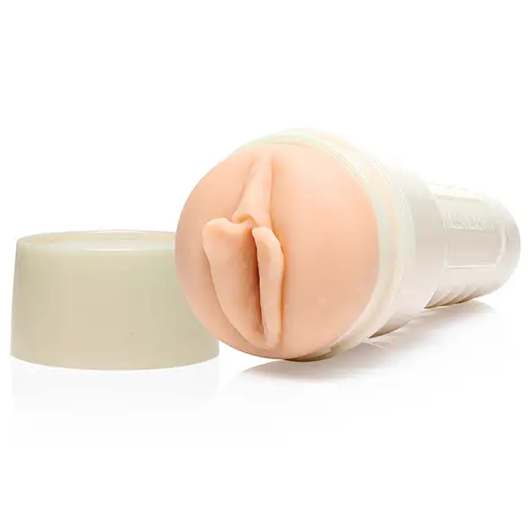 Fleshlight Gina Valentina Stellar - Image 7